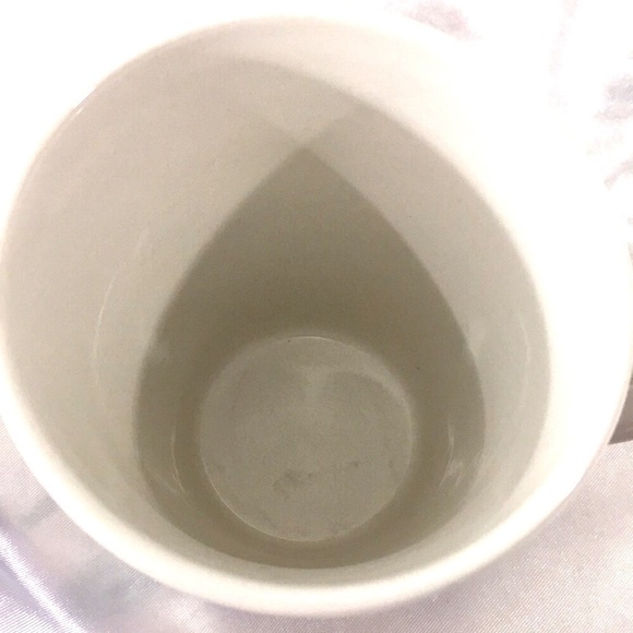 Blushing Santa Ceramic Coffee Cup 4" - Picture 4 of 6